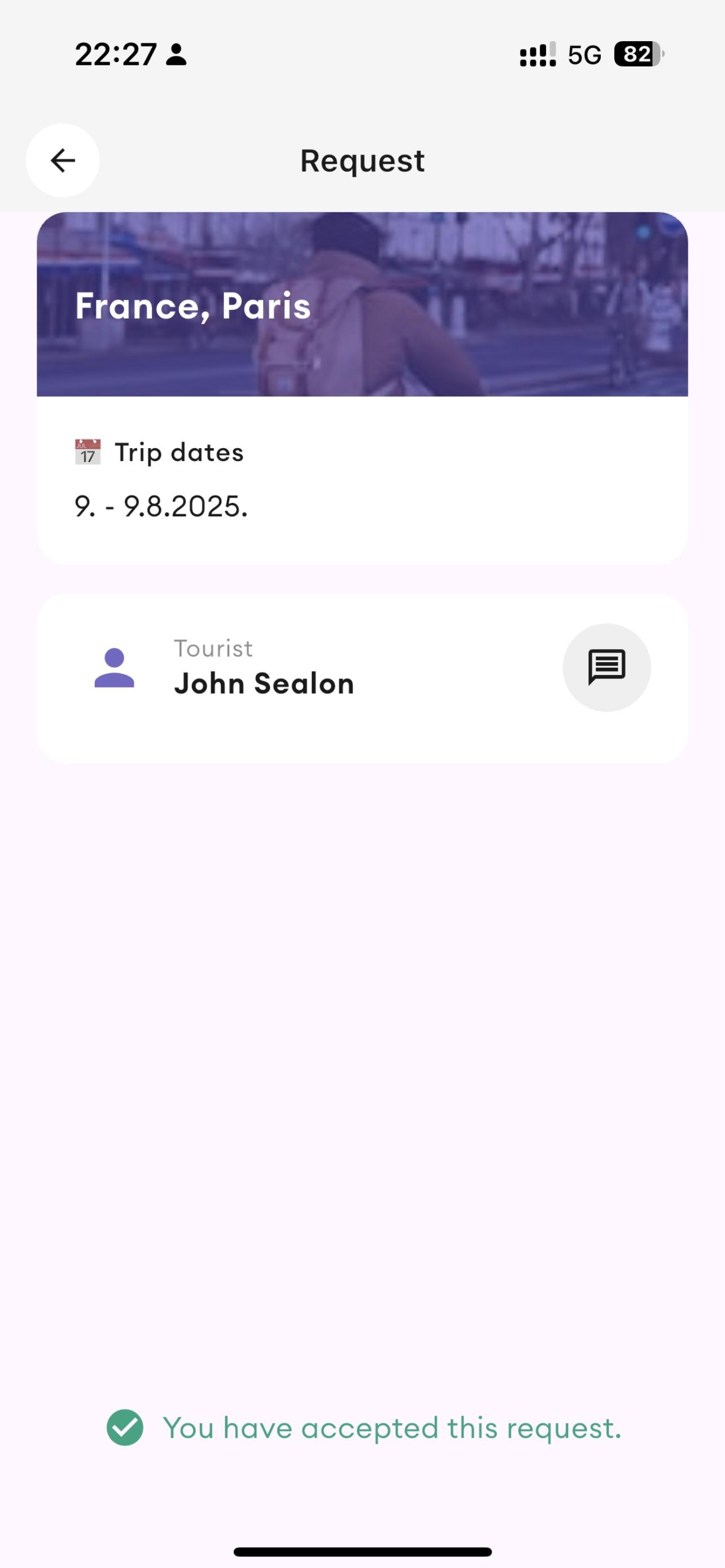Trippergram guide app traveler request screen